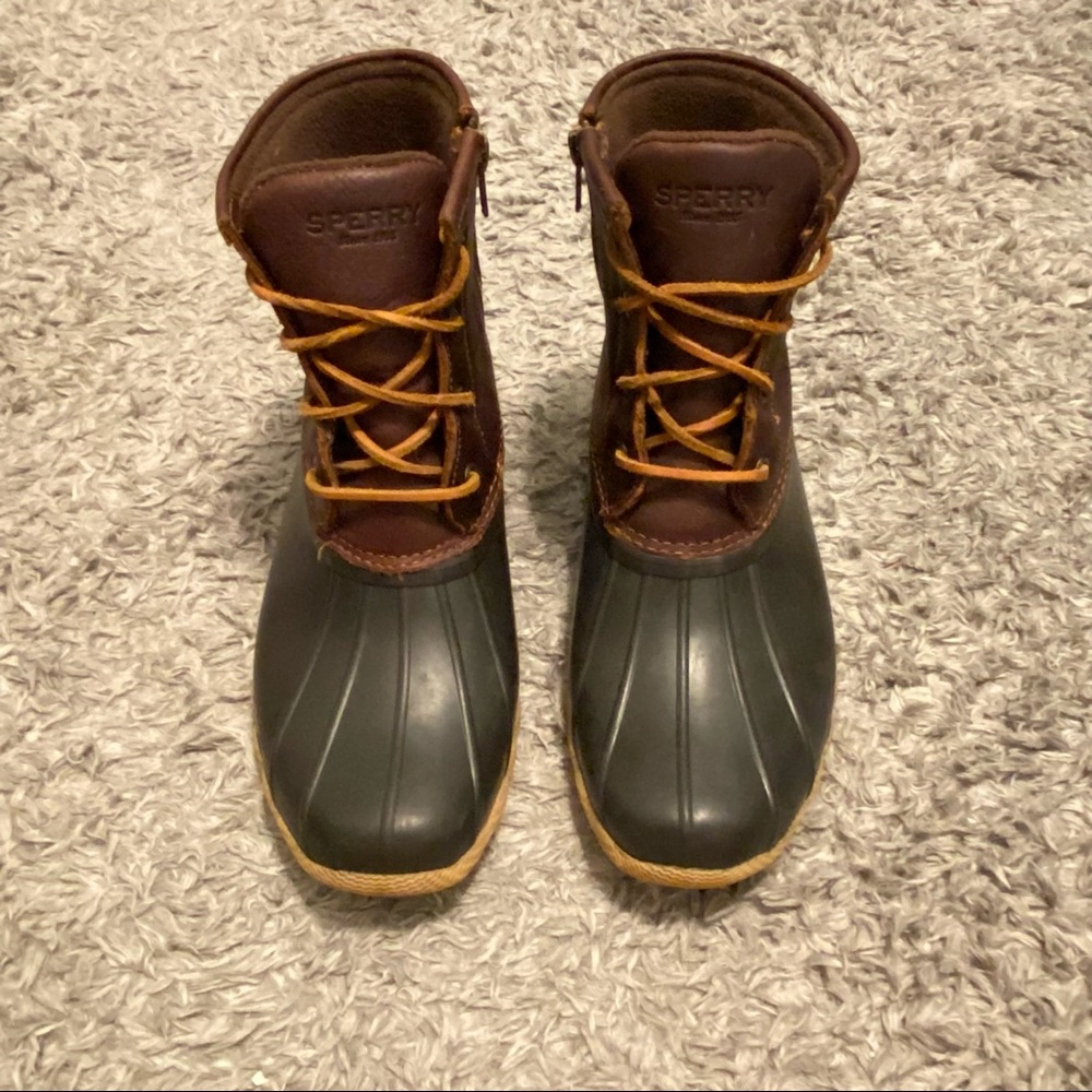 duck boots